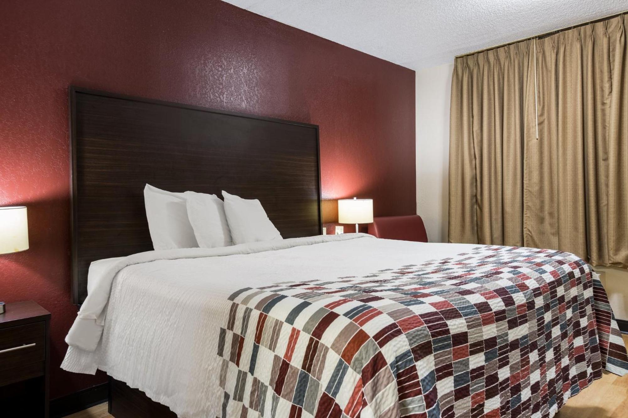 Red Roof Inn & Suites Statesboro - University 외부 사진