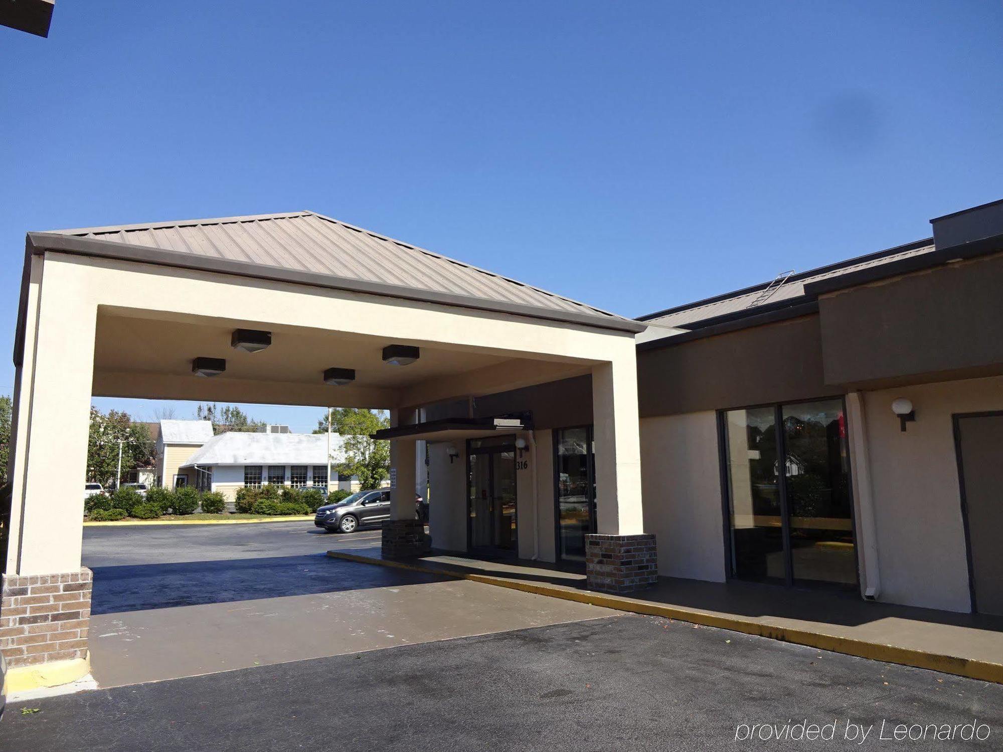 Red Roof Inn & Suites Statesboro - University 외부 사진